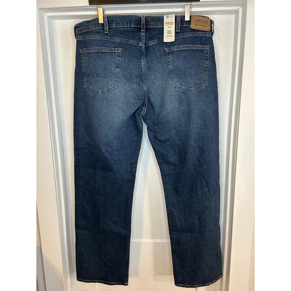 NEW Signature by Levi Strauss Men Relaxed Fit Flex Jeans Medium Wash 42x32
